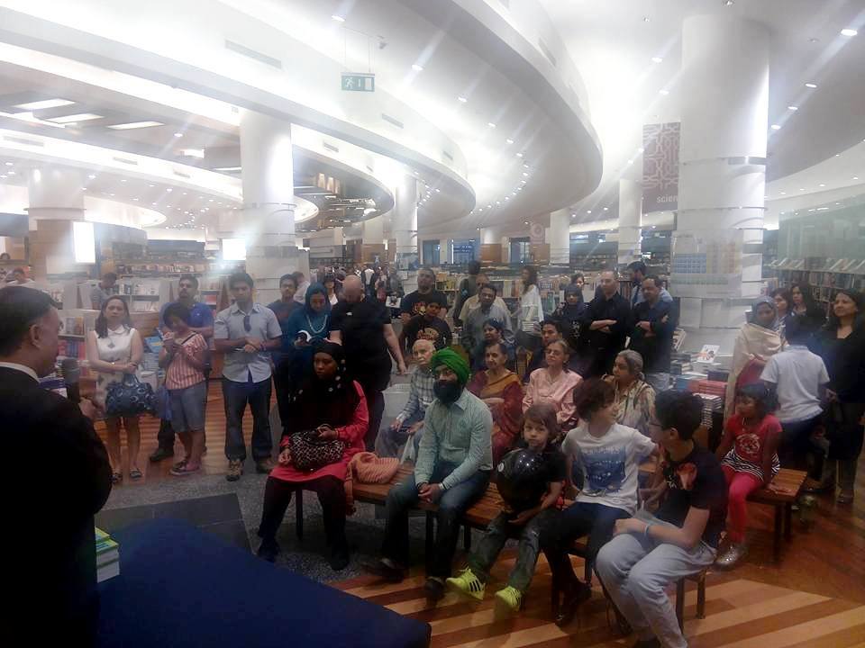 Book Signing event at Kinokuniya Bookshop Dubai Mall3